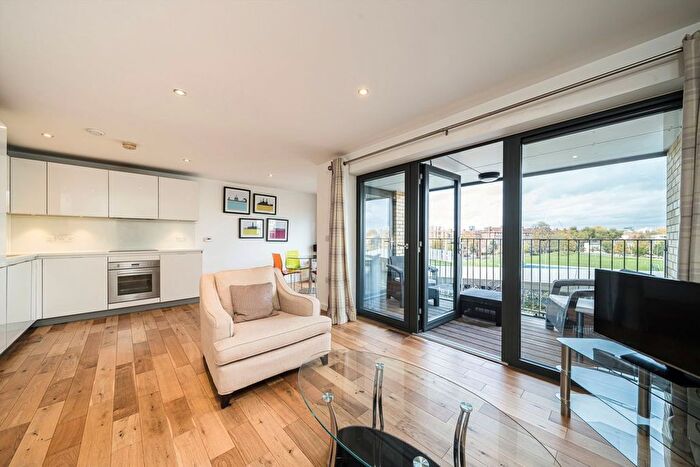 1 Bedroom Flat For Sale In Bramah Road, Oval, SW9