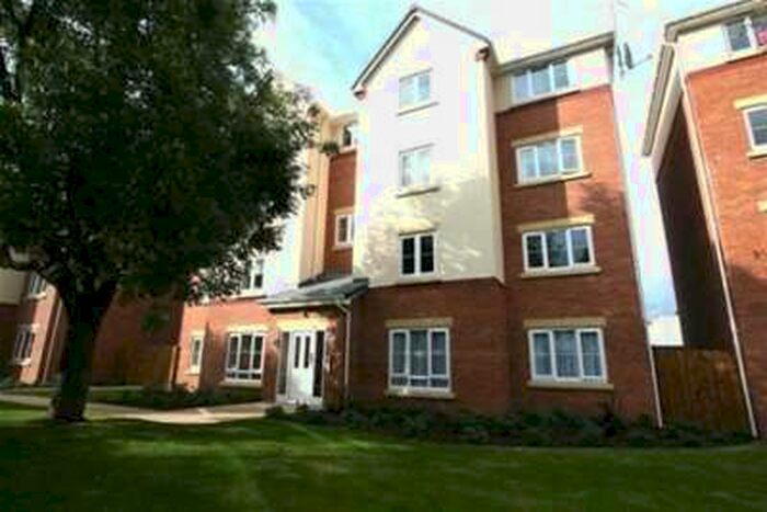 2 Bedroom Flat To Rent In Holyhead Road, Wednesbury, WS10