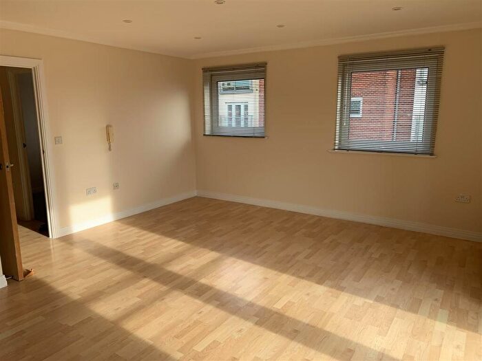 2 Bedroom Apartment To Rent In Winterthur Way, Victory Hill, Basingstoke, RG21