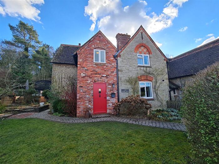 3 Bedroom Semi-Detached House For Sale In Scottleton Street, Presteigne, LD8