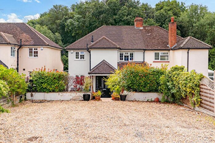 3 Bedroom Semi-Detached House For Sale In Thele Avenue, Stanstead Abbotts, SG12