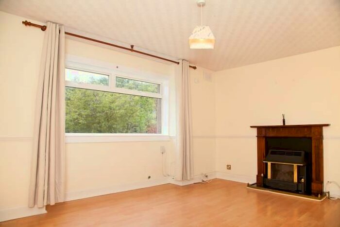 2 Bedroom Flat To Rent In Forrester Park Avenue, Edinburgh, EH12