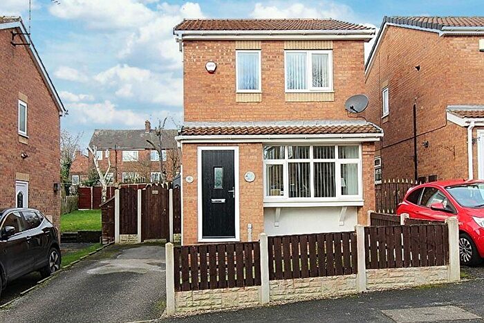 2 Bedroom Detached House For Sale In Alderson Avenue, Rawmarsh, Rawmarsh, Rotherham, S62