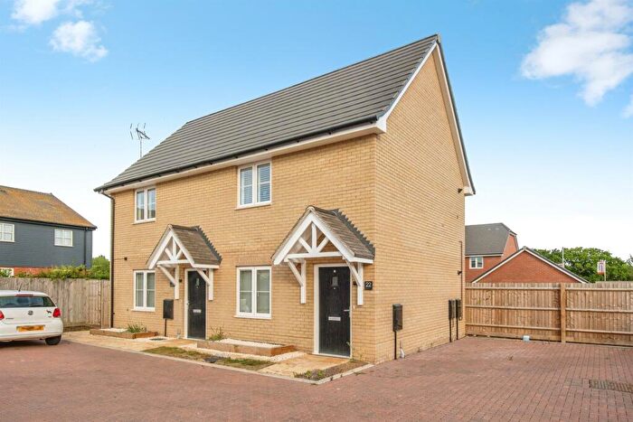 1 Bedroom Maisonette For Sale In Honeysuckle Way, Clacton-On-Sea, CO16