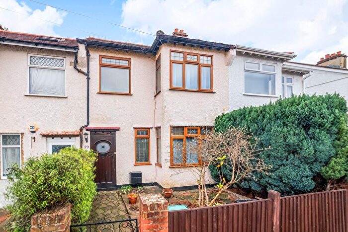 3 Bedroom Property For Sale In Sheringham Road, Anerley, London, SE20