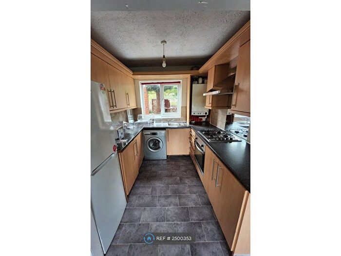 2 Bedroom Flat To Rent In Hey Street, Ince, Wigan, WN3