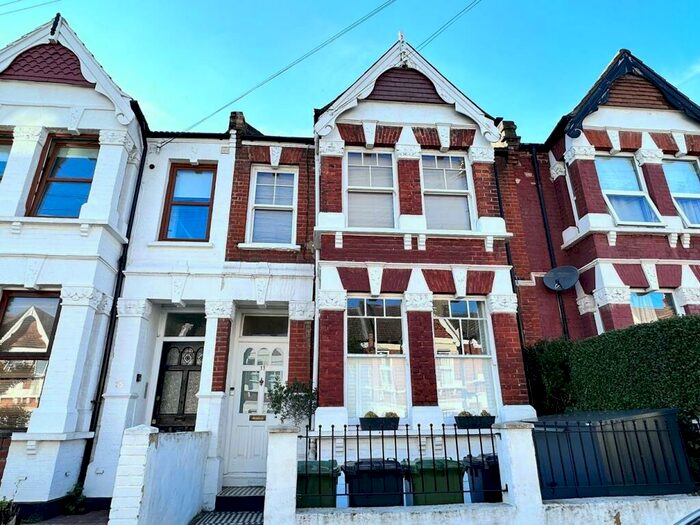 2 Bedroom Apartment To Rent In Homecroft Road, Sydenham, London, SE26