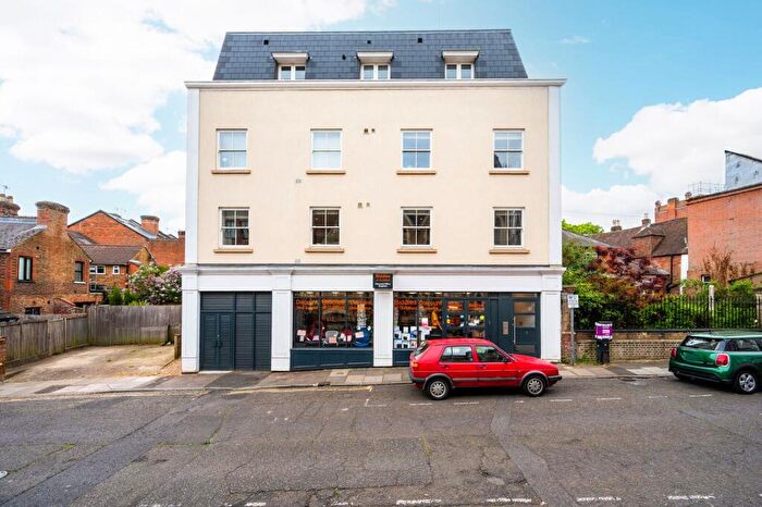 1 Bedroom Flat To Rent In Ward Street, Guildford, GU1