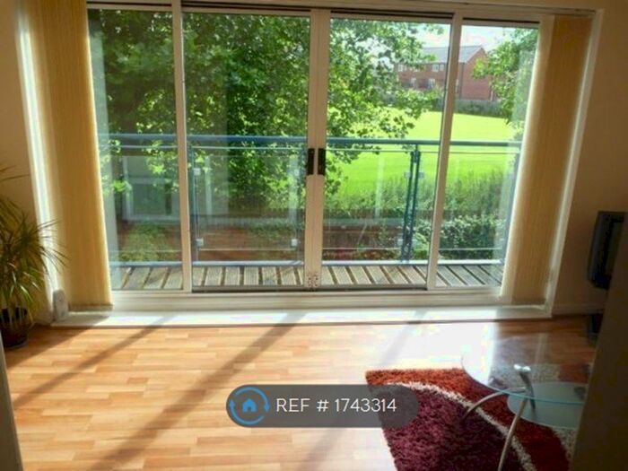 4 Bedroom Terraced House To Rent In Sadler Court, Manchester, M15