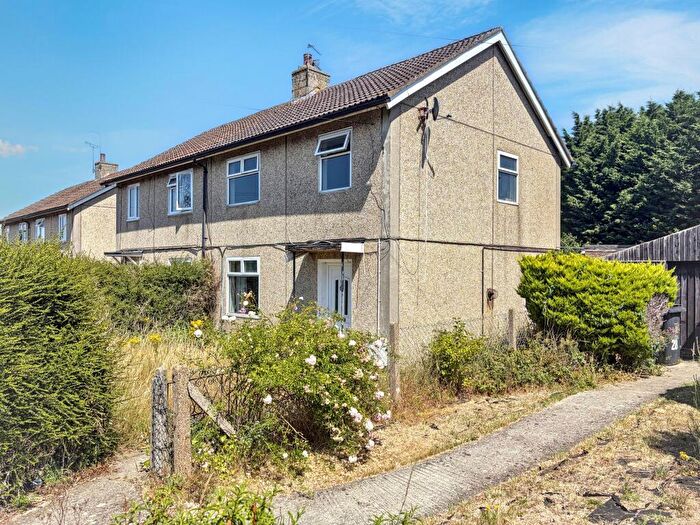 3 Bedroom Semi Detached House For Sale In Turnpike Road Highworth, Swindon, SN6