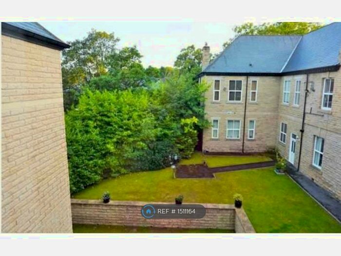 2 Bedroom Flat To Rent In Chestnut Court, Sheffield, S11