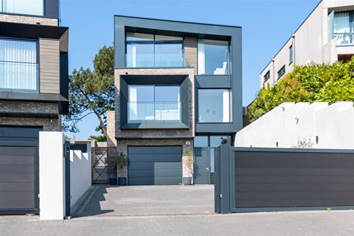 4 Bedroom Detached House For Sale In Blake Hill Avenue, Lilliput, BH14