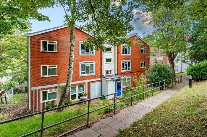 2 Bedroom Flat For Sale In Ladbrooke Place, Norwich, NR1