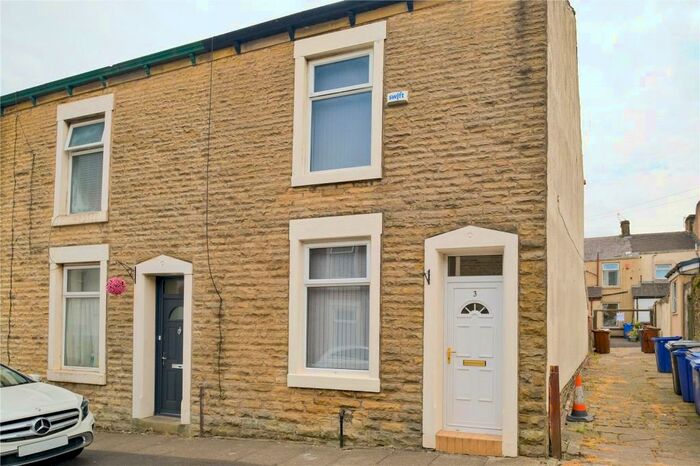 3 Bedroom Terraced House To Rent In St Peter Street, Rishton, BB1