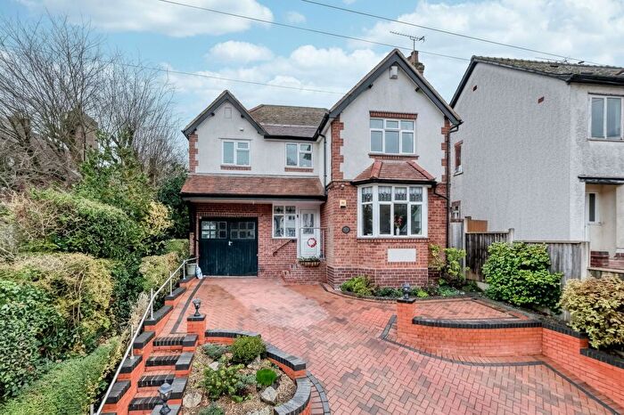 3 Bedroom Detached House For Sale In Plymouth Road, Redditch, B97