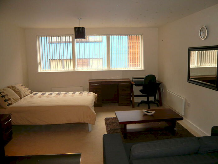 Studio To Rent In Sinope, Jupiter, B16