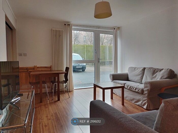 2 Bedroom Flat To Rent In East Pilton Farm Rigg, Edinburgh, EH5