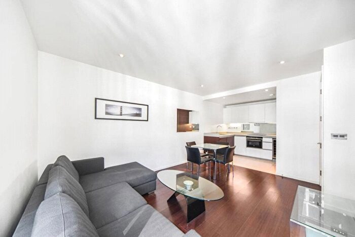 1 Bedroom Flat To Rent In Baltimore Wharf, Tower Hamlets, London, E14