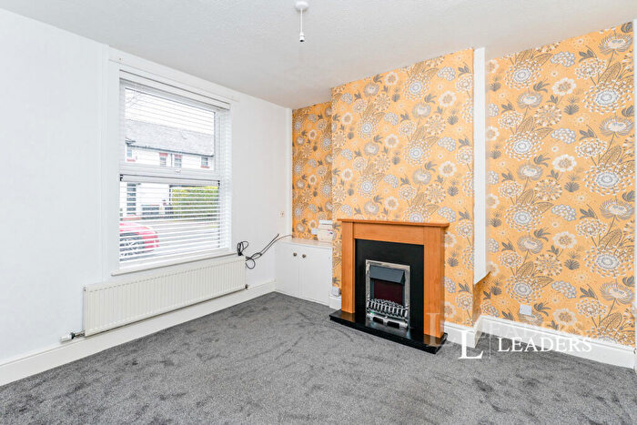 3 Bedroom Terraced House To Rent In Devonshire Place, CH4