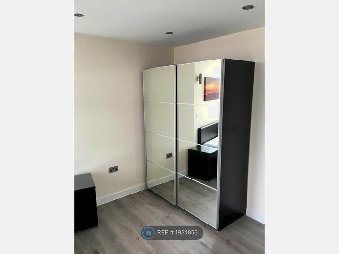 1 Bedroom Flat To Rent In Jenga House -, Harrow, HA3