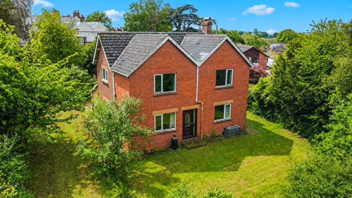 5 Bedroom Detached House For Sale In Grove Road, Whimple, EX5