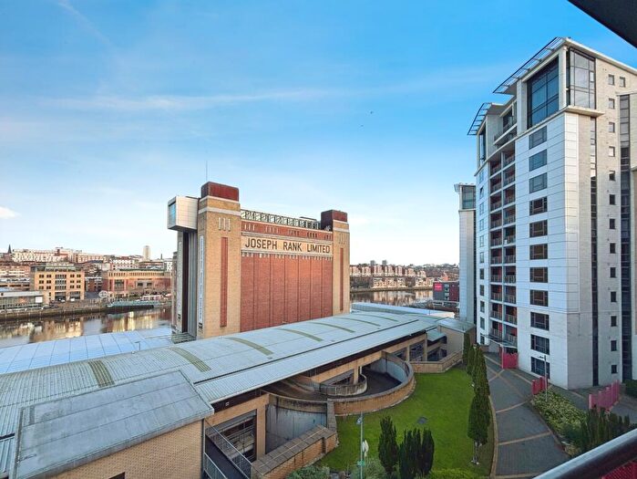 2 Bedroom Flat For Sale In Baltic Quay, Quayside, Gateshead, NE8