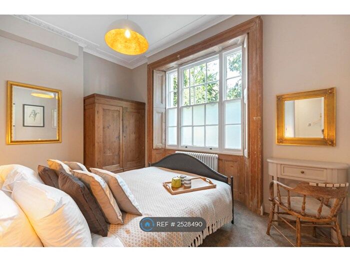 1 Bedroom Flat To Rent In Barnsbury Park, London, N1