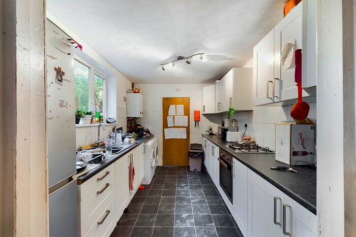 4 Bedroom Terraced House To Rent In Brickfield Road, Southampton, Hampshire, SO17