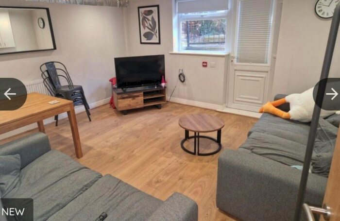 7 Bedroom Terraced House To Rent In Ash Road, Leeds, West Yorkshire, LS6