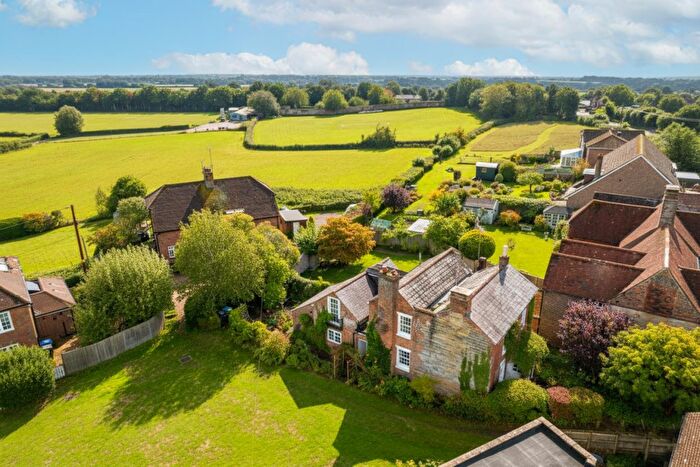 4 Bedroom Detached House For Sale In Haywards Heath Road, Balcombe, RH17