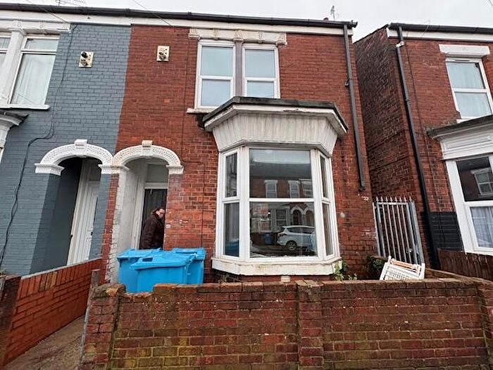 3 Bedroom Semi Detached House For Sale In Bacheler Street, Boulevard, HU3