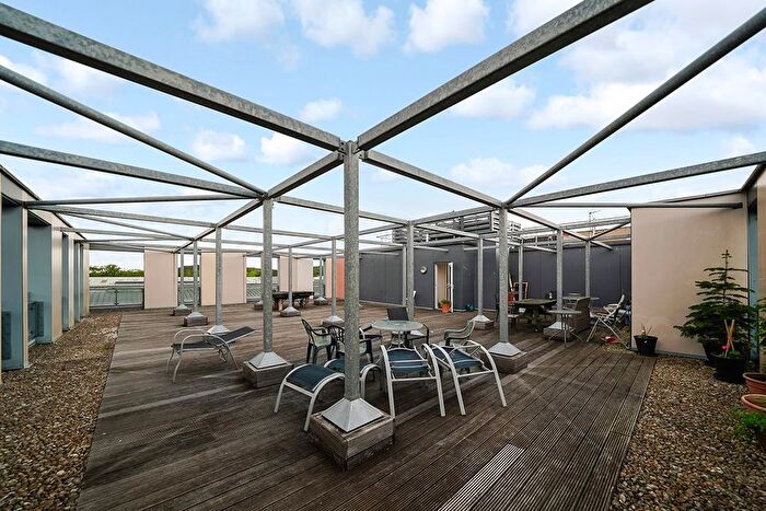 1 Bedroom Flat For Sale In Jacks Farm Way, London, E4