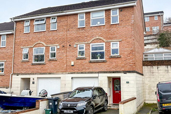 3 Bedroom End Of Terrace House For Sale In Rogers Drive, Saltash, PL12