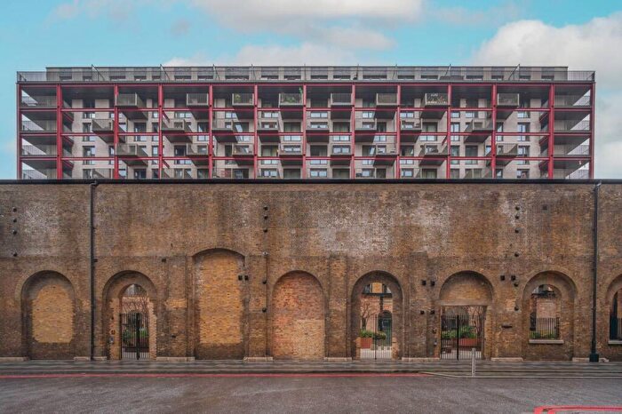 1 Bedroom Flat For Sale In Windsor Square, Woolwich Riverside, Woolwich, SE18