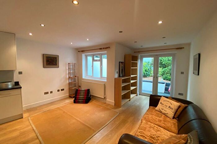 1 Bedroom Apartment To Rent In Birkbeck Place West Dulwich, SE21