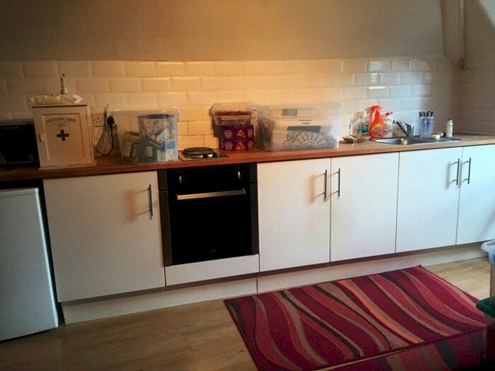 Studio To Rent In Princes Avenue, London, N10