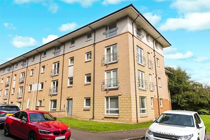 2 Bedroom Flat For Sale In Greenlaw Court, Yoker, Glasgow, G14