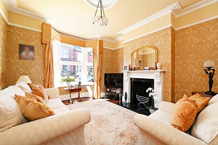 3 Bedroom Terraced House For Sale In Frickley Road, Nether Green, Sheffield, S11