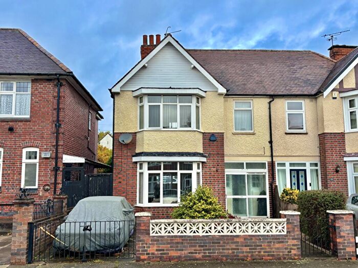 3 Bedroom Semi-Detached House For Sale In Sybil Road, Leicester, Leicestershire., LE3