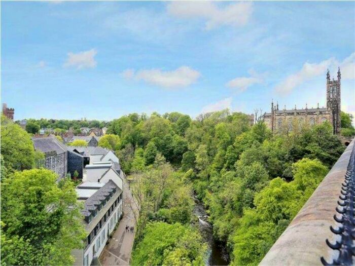 4 Bedroom Duplex To Rent In Bells Brae, Dean Village, Edinburgh, EH4