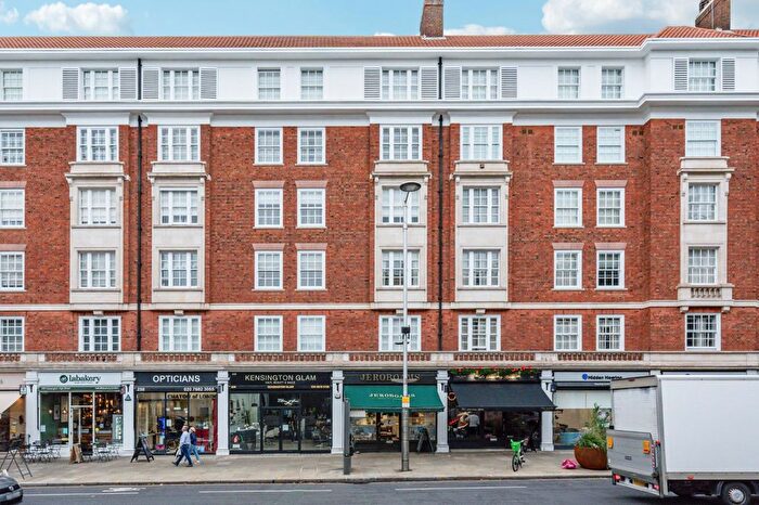 4 Bedroom Flat For Sale In Kensington High Street, High Street Kensington, W8