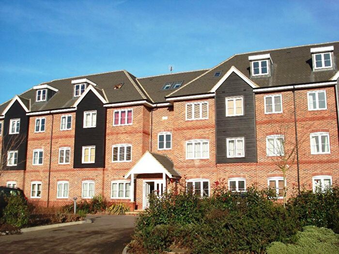 2 Bedroom Flat To Rent In Cadwell Green, Cadwell Lane, Hitchin, SG4