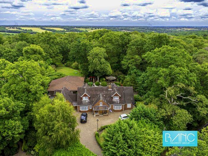 5 Bedroom Detached House For Sale In The Ridgeway, Northaw, EN6