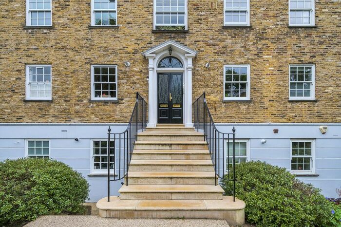 2 Bedroom Flat To Rent In John Spencer Square, London, N1