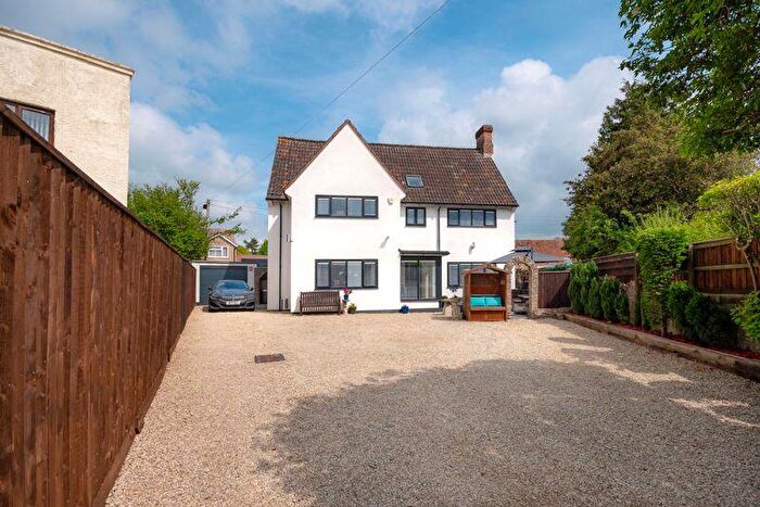 6 Bedroom Detached House For Sale In Swallowcliffe Gardens, Yeovil, BA20