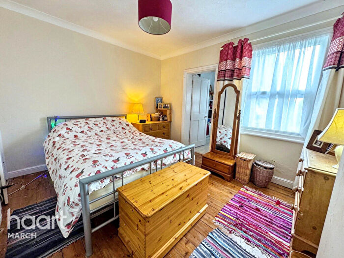 2 Bedroom Character Property For Sale In Doddington Road, Benwick, PE15