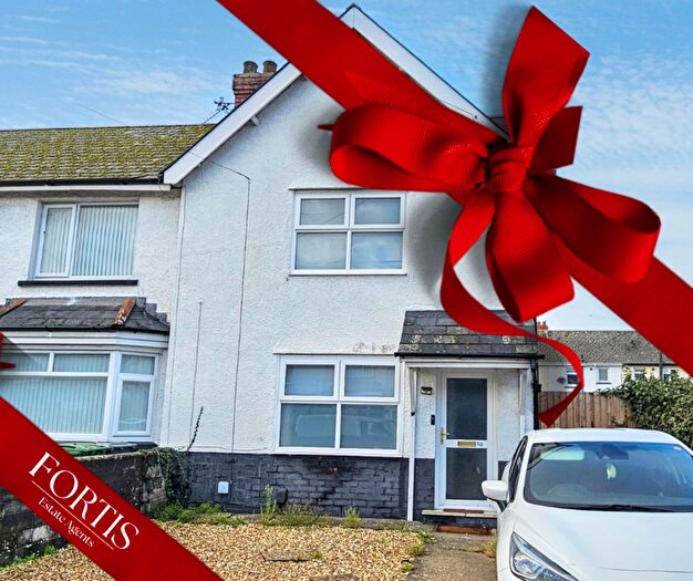 2 Bedroom End Of Terrace House For Sale In Pendine Road, Cardiff, CF5