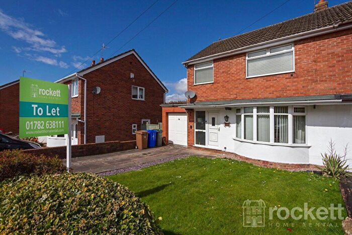 4 Bedroom Semi-Detached House To Rent In Earlsbrook Drive, Trentham, Stoke On Trent, Staffordshire, ST4