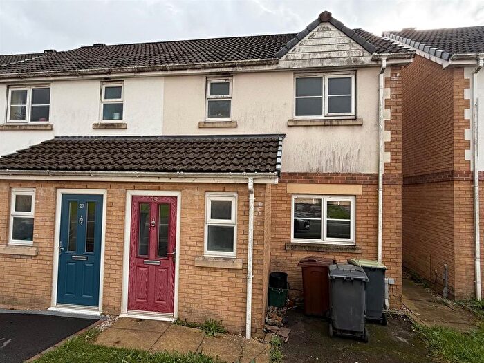 3 Bedroom Semi Detached House For Sale In Sheldon Road, Buxton, SK17