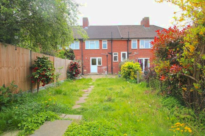 2 Bedroom House To Rent In Stamford Road, Dagenham, RM9